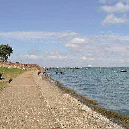 Solent Cottage - PQQU Yarmouth  Esterno foto